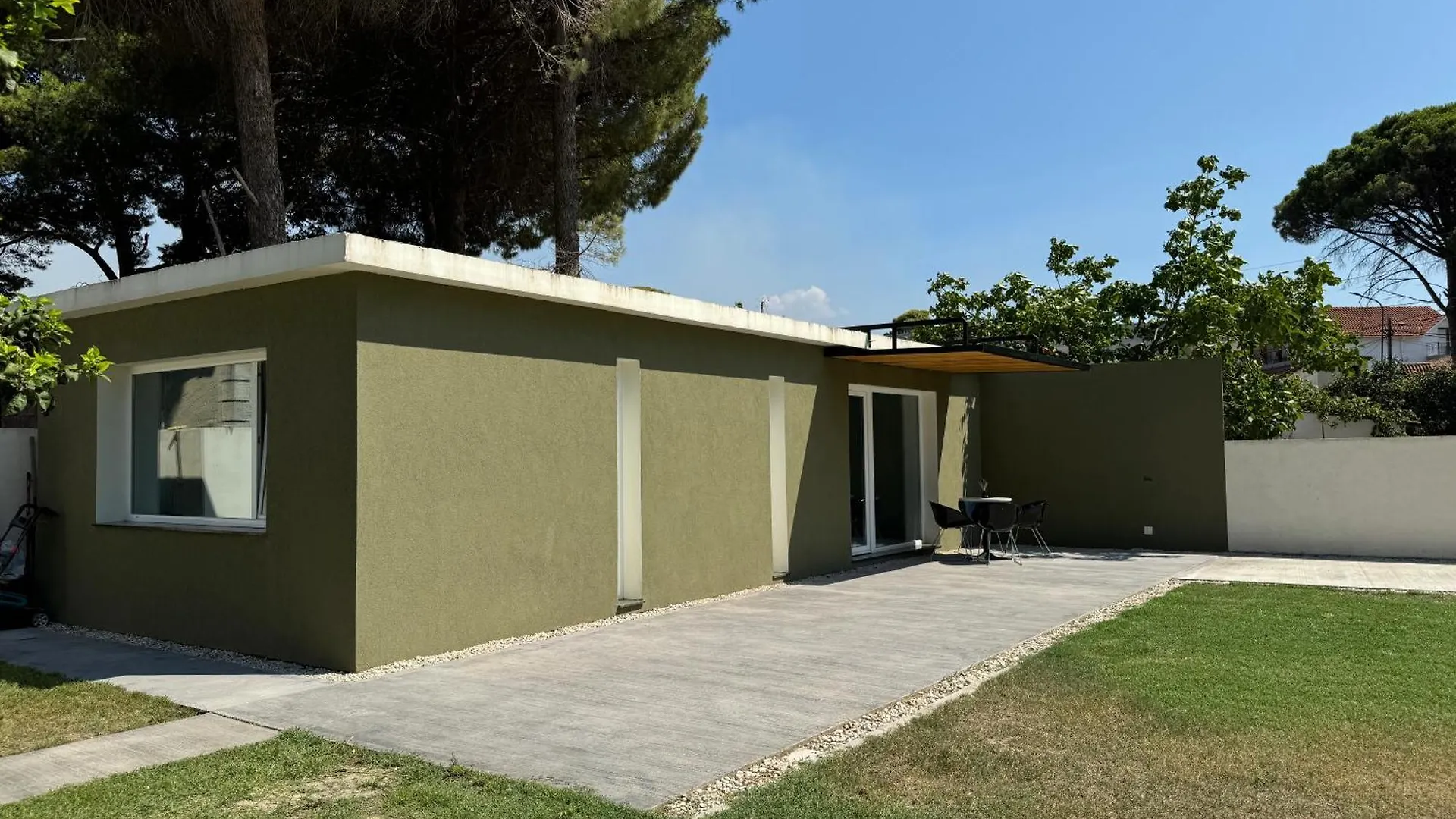 Vlorë Lazaj Villa